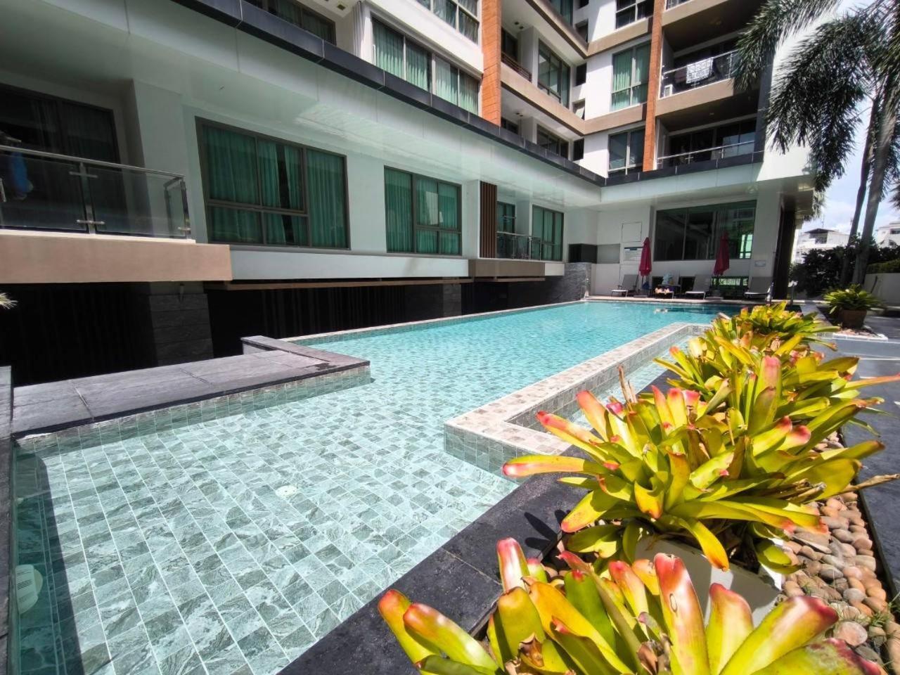 The Urban City Center By Fantasea Beach Pattaya Ngoại thất bức ảnh
