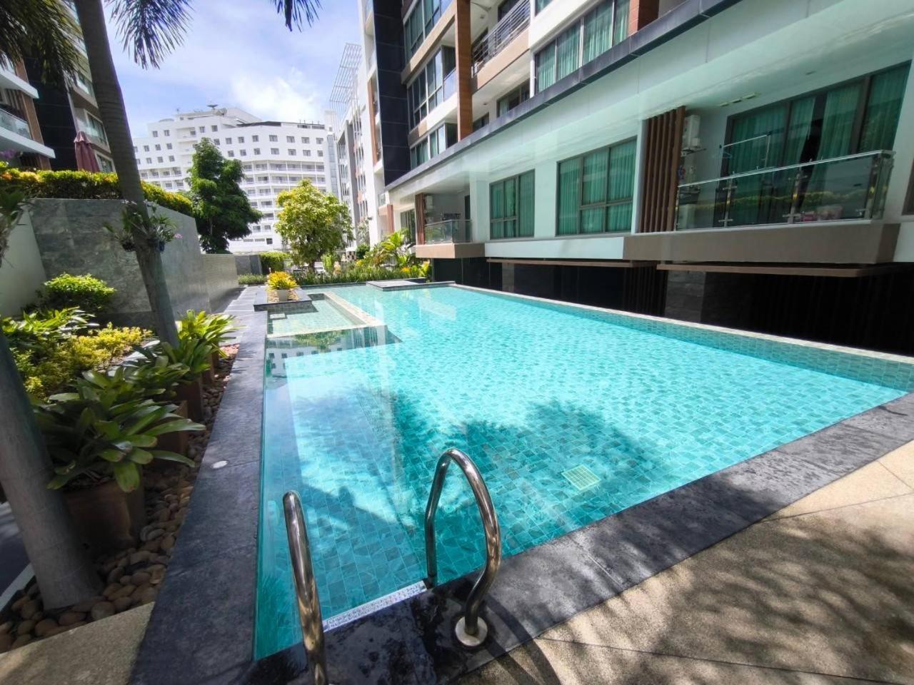 The Urban City Center By Fantasea Beach Pattaya Ngoại thất bức ảnh