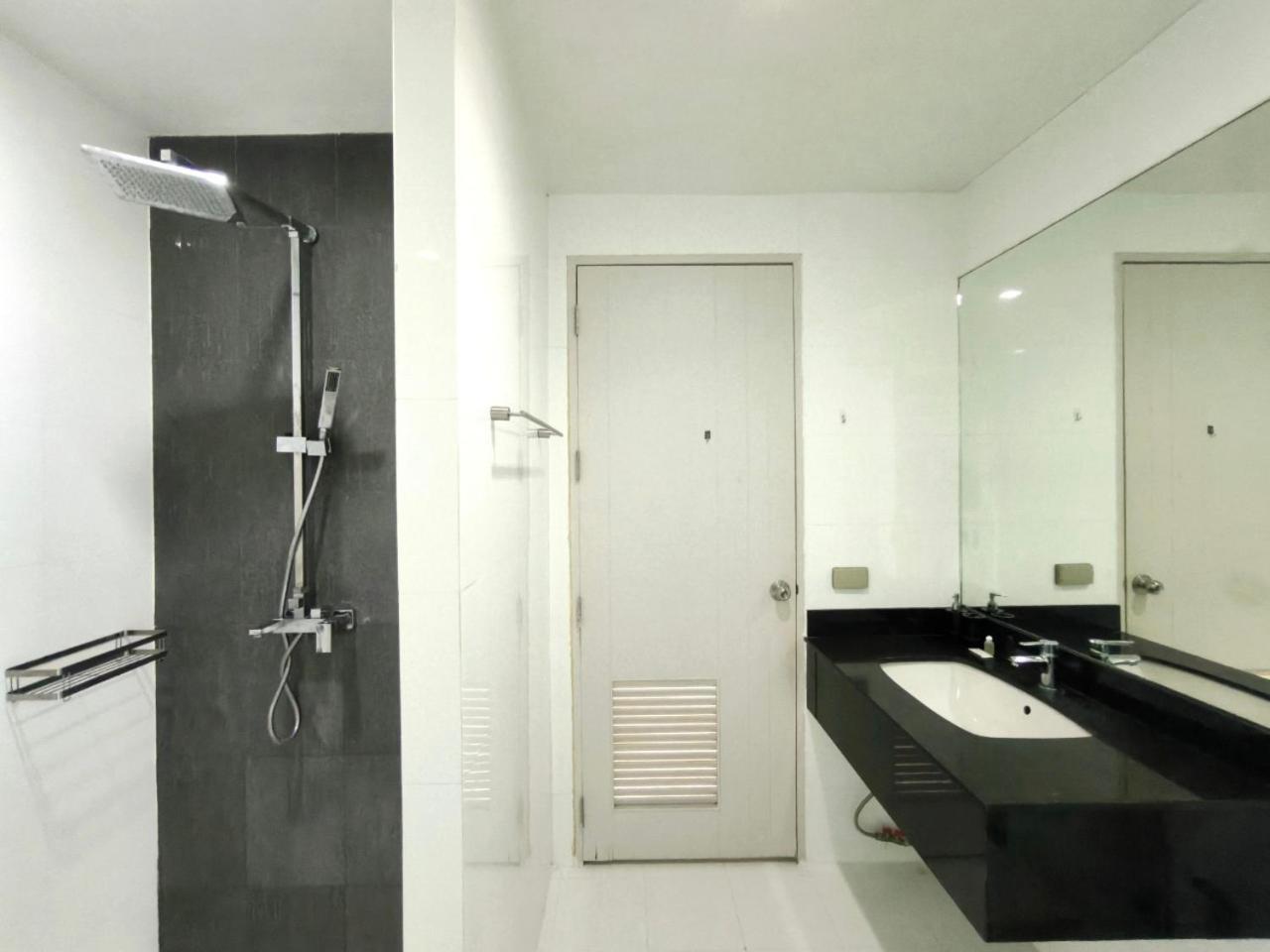 The Urban City Center By Fantasea Beach Pattaya Ngoại thất bức ảnh