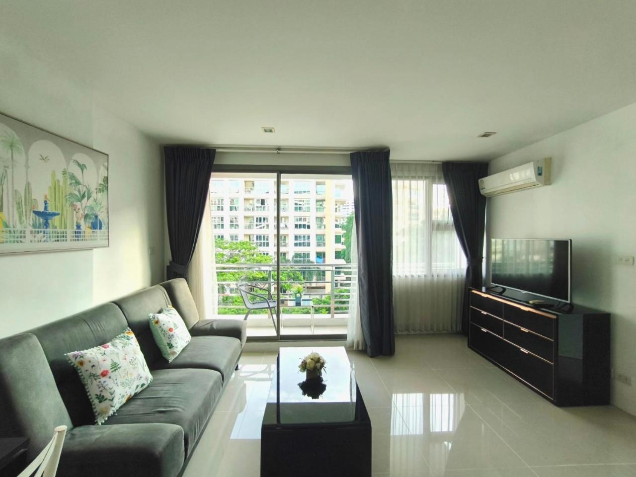 The Urban City Center By Fantasea Beach Pattaya Ngoại thất bức ảnh